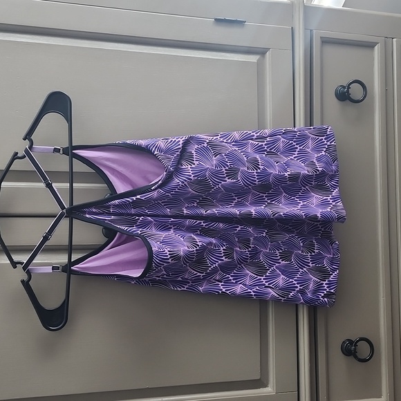 Champion razorback tank top with built in bra size medium - Picture 2 of 4